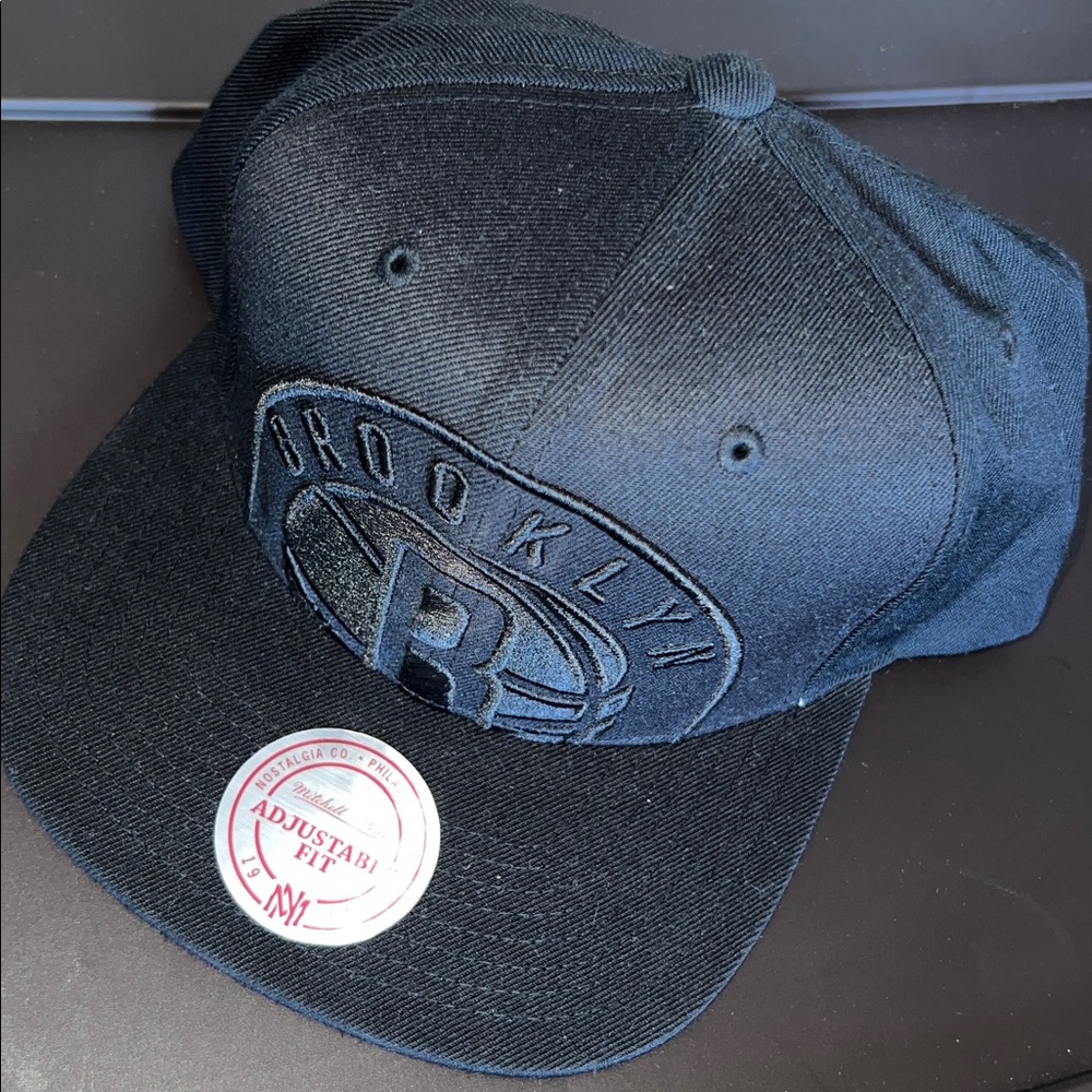 Mitchell & Ness Adjustable Fit Snapback Brooklyn Nets, Black